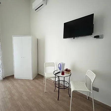 Savastano House Duomo 4*